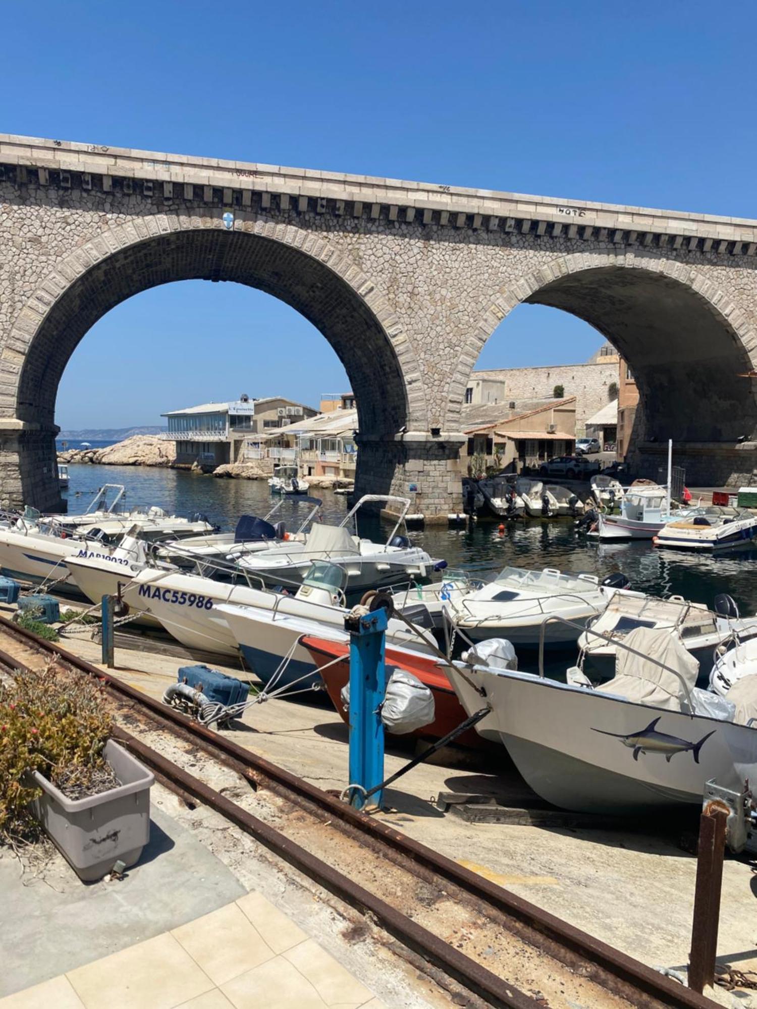 Апартаменты Le Cabanon Du Vallon Des Auffes Марсель Экстерьер фото